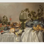 Sammlung von Silber- und Glaswaren auf einem drapierten Tisch – 1639