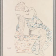 Siddende figur med samlet nederdel - 1910